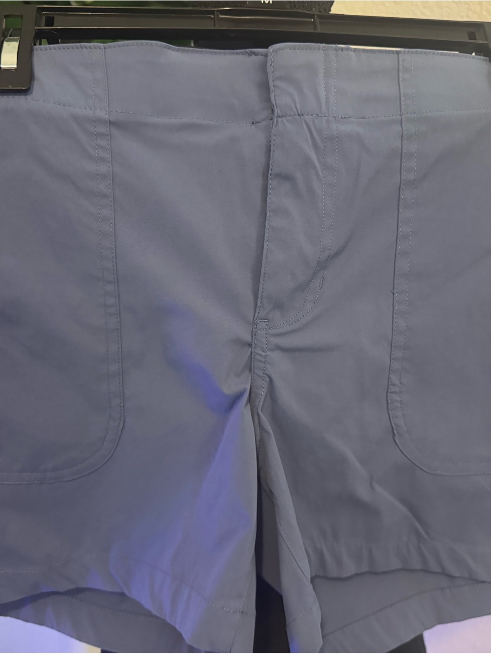 Eddie Bauer Women’s Size 4 Stretch Nylon Shorts Blue & Mauve